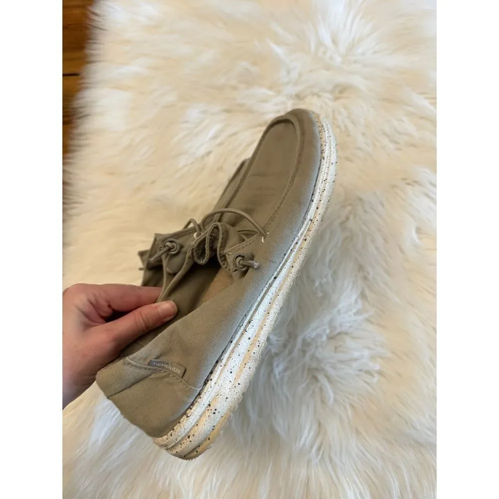 Hey Dude Wendy size 10‎ GUC